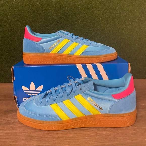 {JH5658} ADIDAS HANDBALL SPEZIAL ‘SKY RUSH’ Women’s
BRAND NEW - Picture 8 of 11